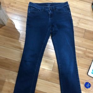 Elie Tahari Dark Denim Straight Jeans Size 6